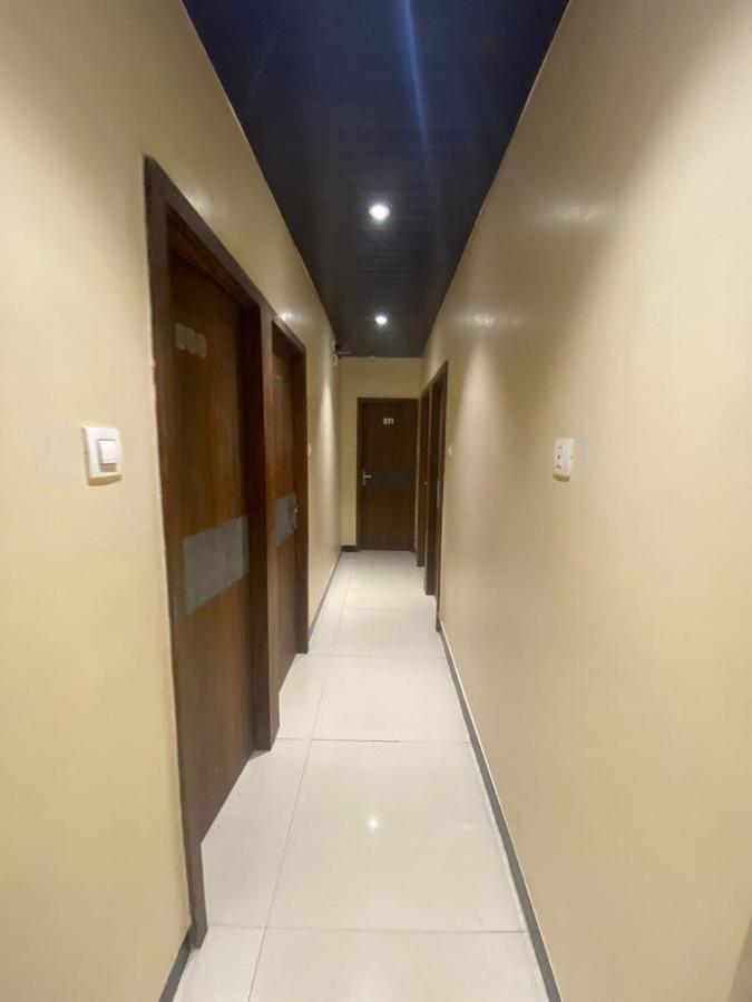 Garden Creek Residency - Near Mumbai Airport Andheri East Exterior foto