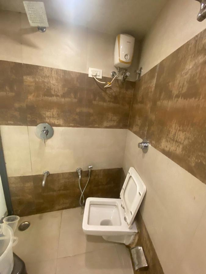 Garden Creek Residency - Near Mumbai Airport Andheri East Exterior foto