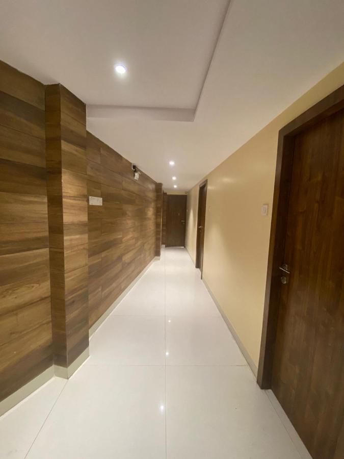 Garden Creek Residency - Near Mumbai Airport Andheri East Exterior foto