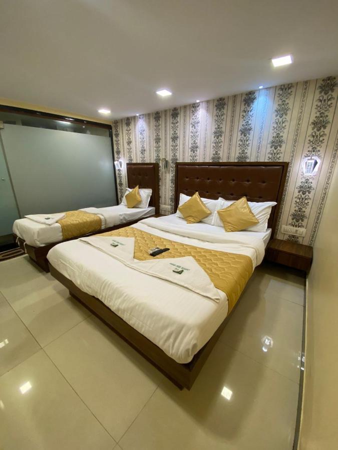 Garden Creek Residency - Near Mumbai Airport Andheri East Exterior foto