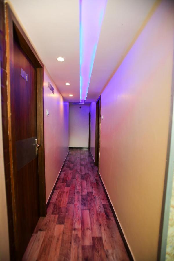 Garden Creek Residency - Near Mumbai Airport Andheri East Exterior foto
