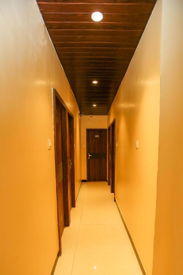Garden Creek Residency - Near Mumbai Airport Andheri East Exterior foto